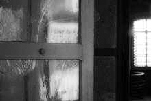 Fotografie von Klaus Diederich zur Rilke-Ausstellung: Blick auf eine geöffnete Tür